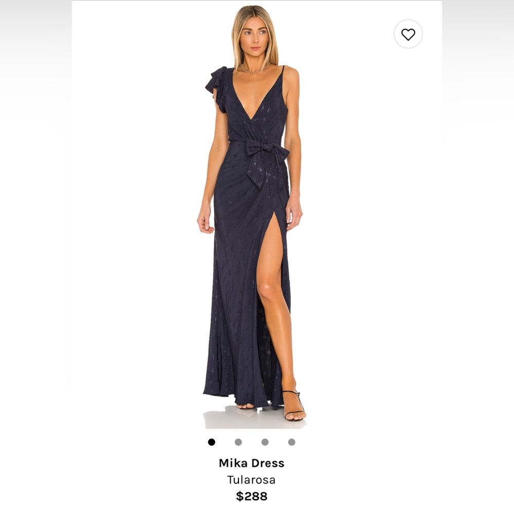 Navy blue beautiful dress from Tularosa, currently sold out on revolve.